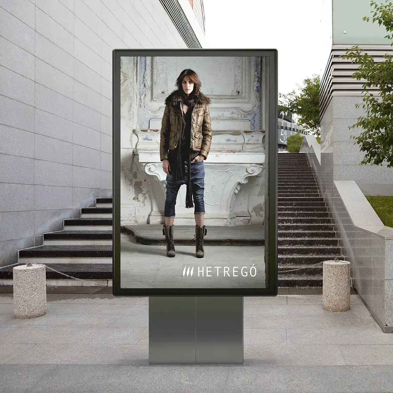 Hetrego AW0910 Portrait Billboards
